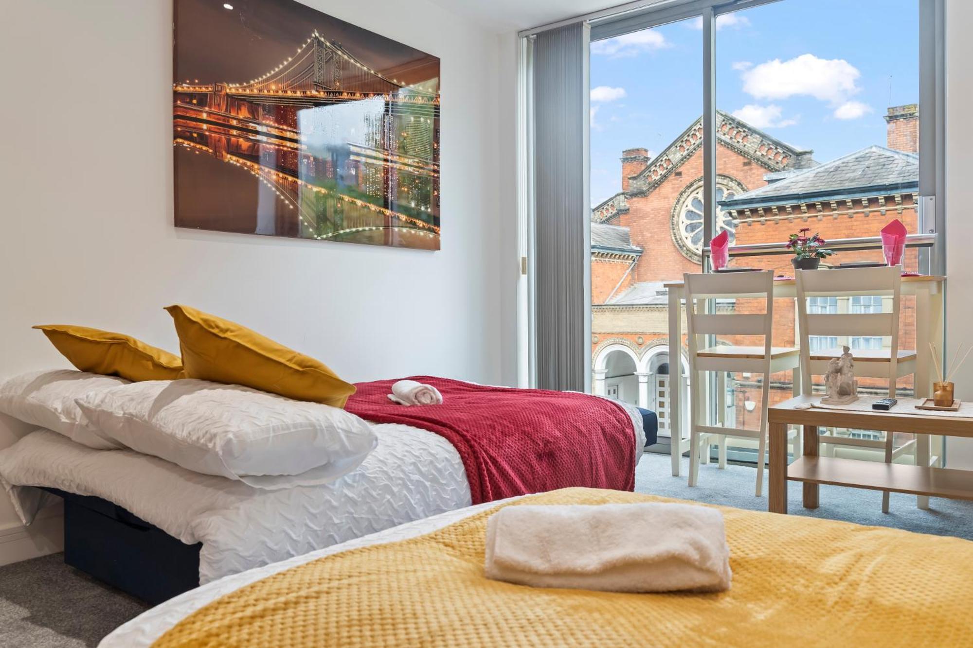 Heart Of City Centre Luxury Apartment With Secure Underground Parking Birmingham Exterior photo