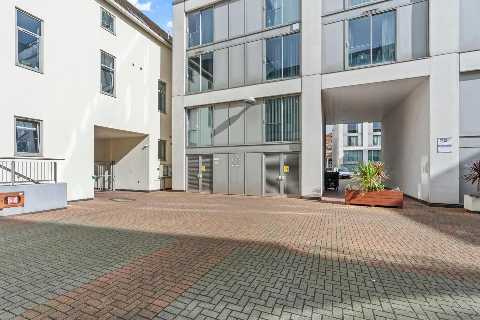 Heart Of City Centre Luxury Apartment With Secure Underground Parking Birmingham Exterior photo
